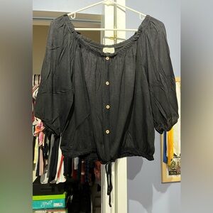 Free Kisses Off the Shoulder Top